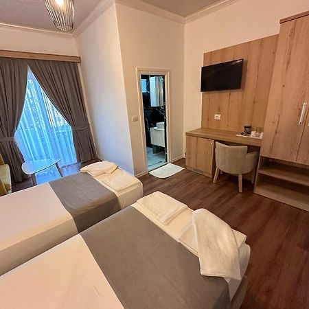 Hotel Murati Ксамил Екстериор снимка