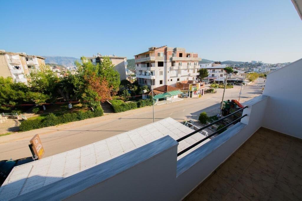 Hotel Murati Ксамил Екстериор снимка