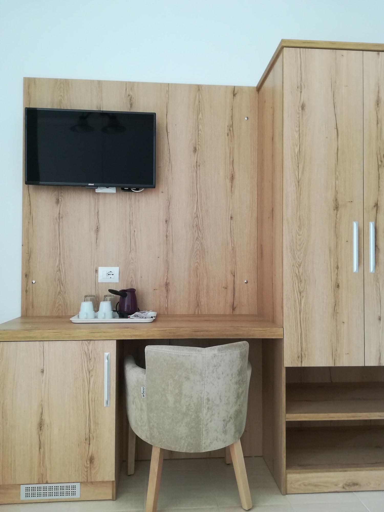 Hotel Murati Ксамил Екстериор снимка