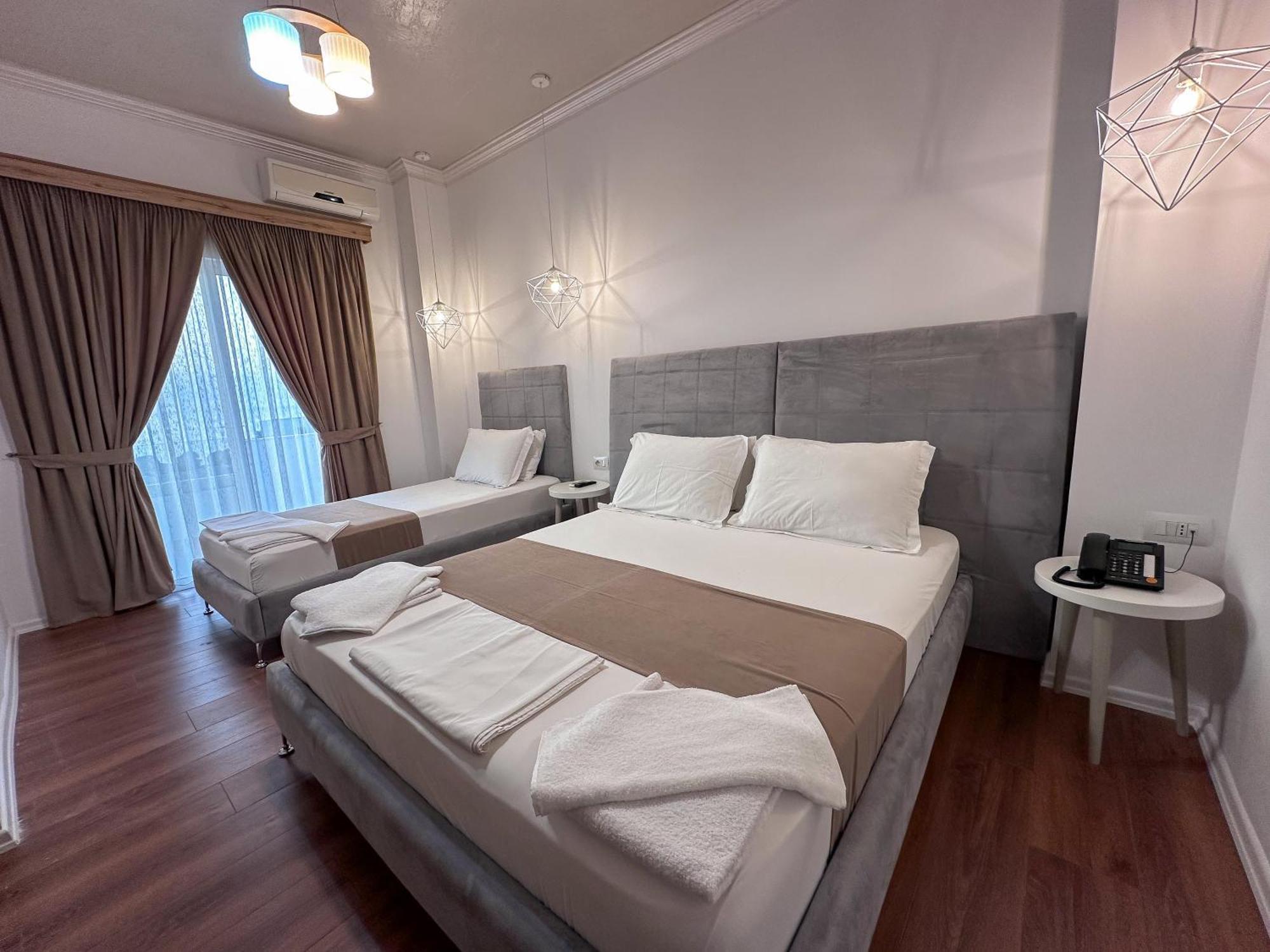 Hotel Murati Ксамил Екстериор снимка