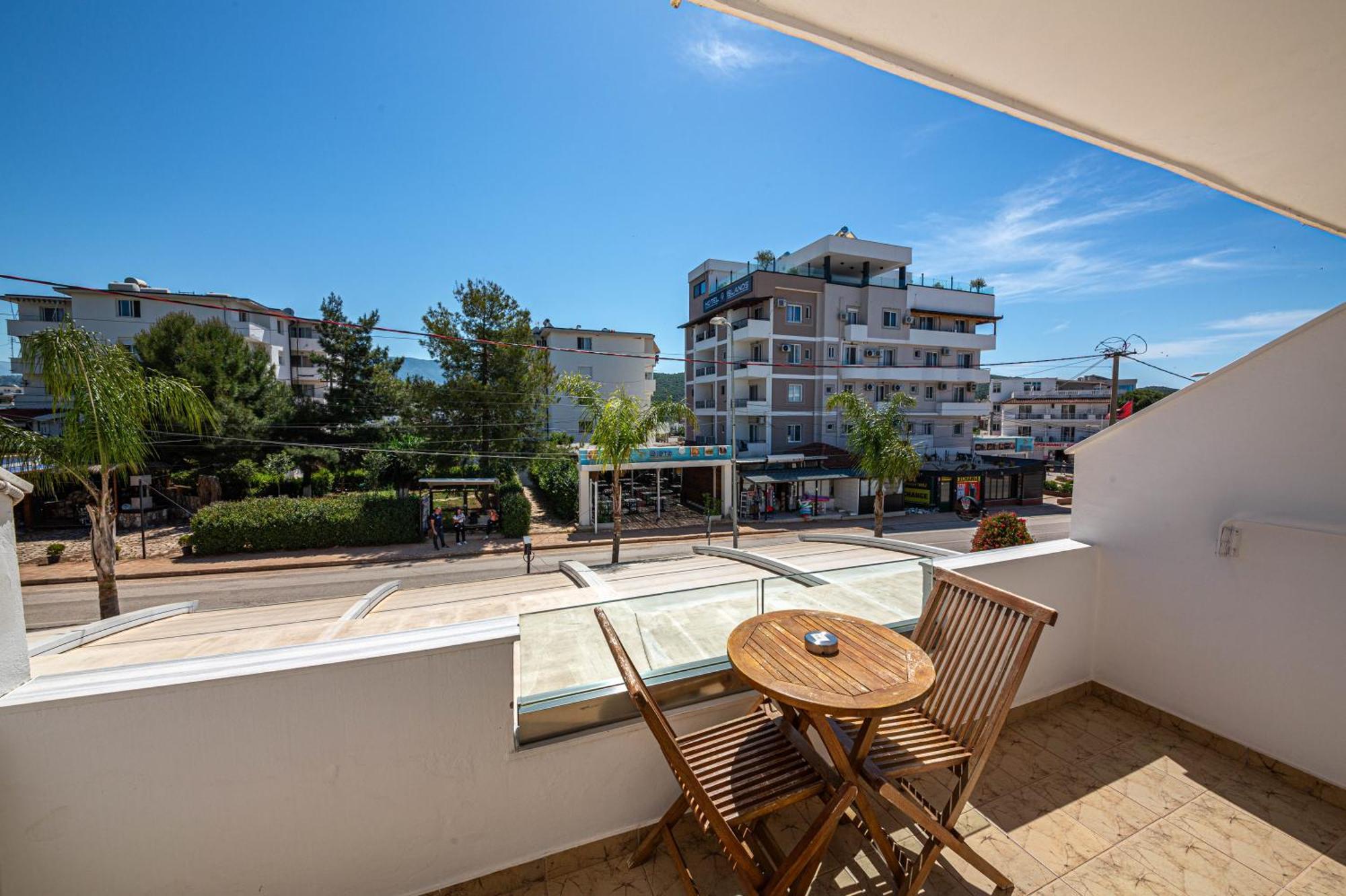 Hotel Murati Ксамил Екстериор снимка