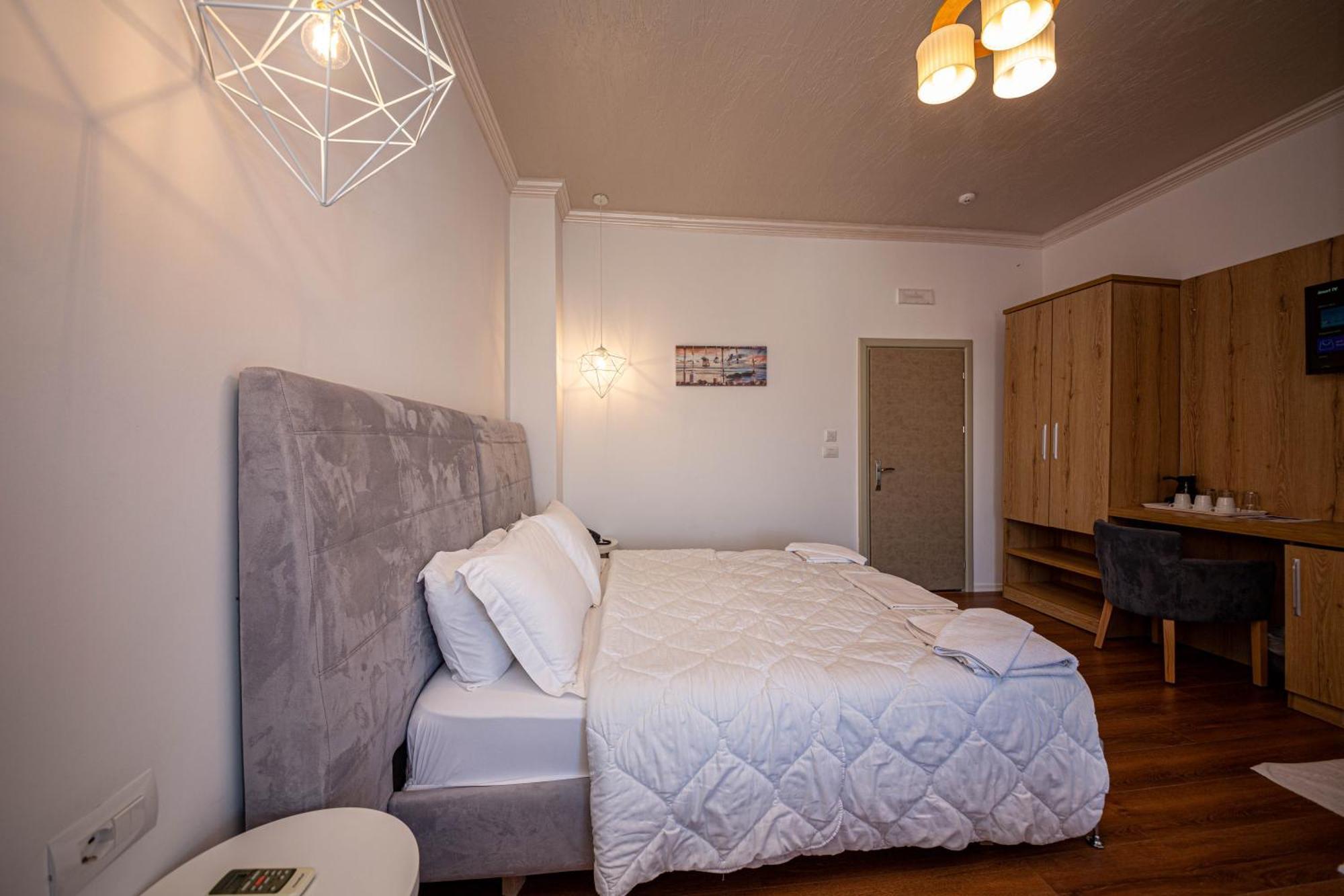 Hotel Murati Ксамил Екстериор снимка