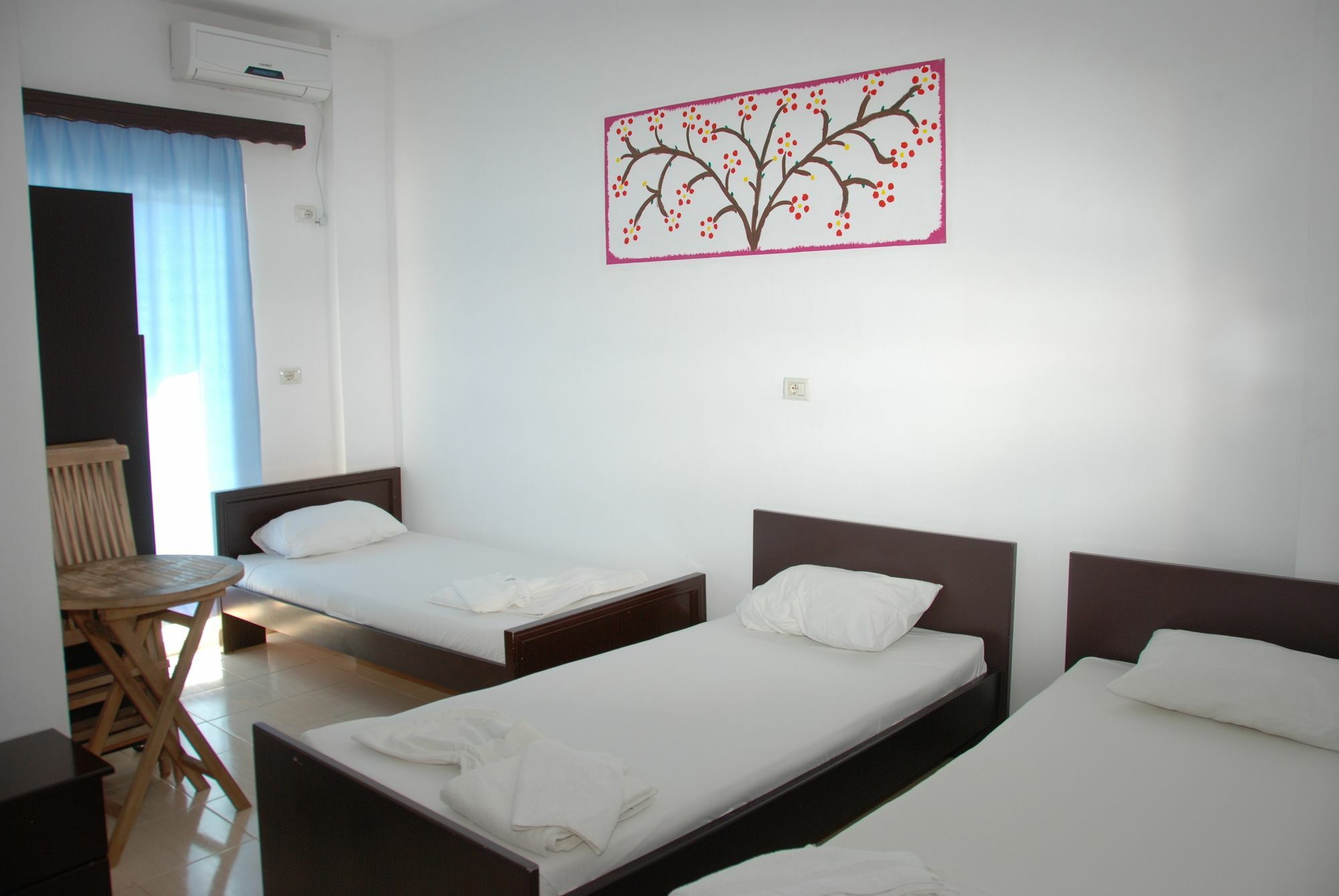 Hotel Murati Ксамил Екстериор снимка