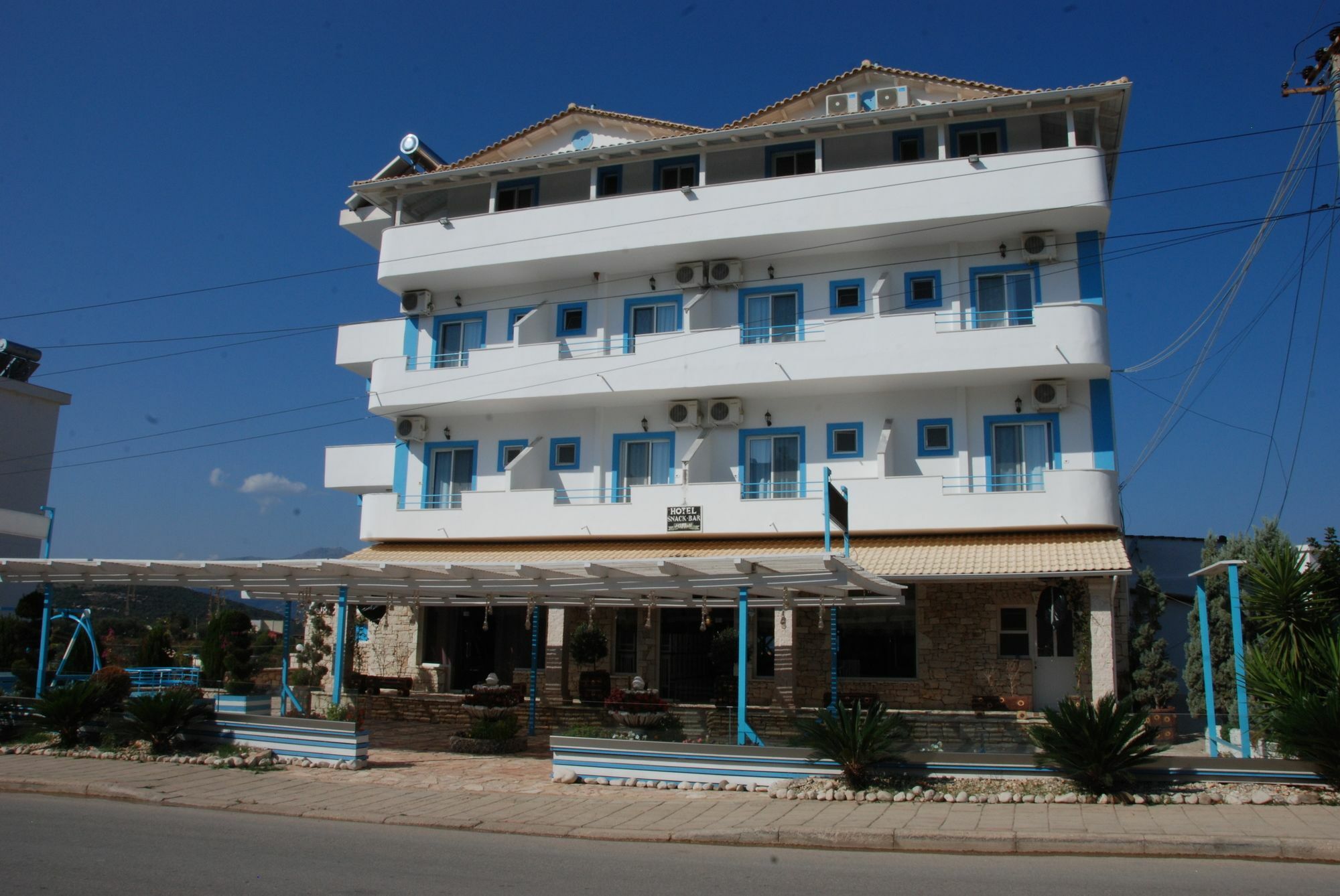 Hotel Murati Ксамил Екстериор снимка